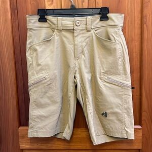 EDDIE BAUER GUIDE PRO SHORTS TAN 32 WAIST